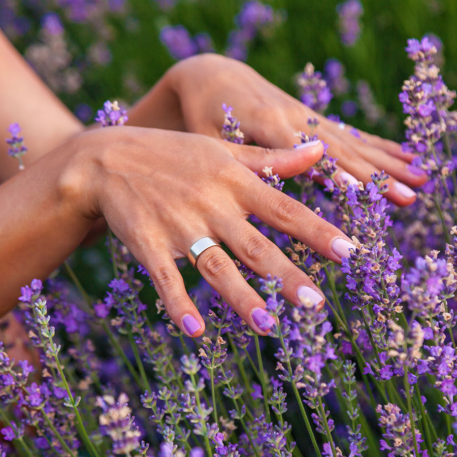 LAVENDER NAIL BAR (PLANO)